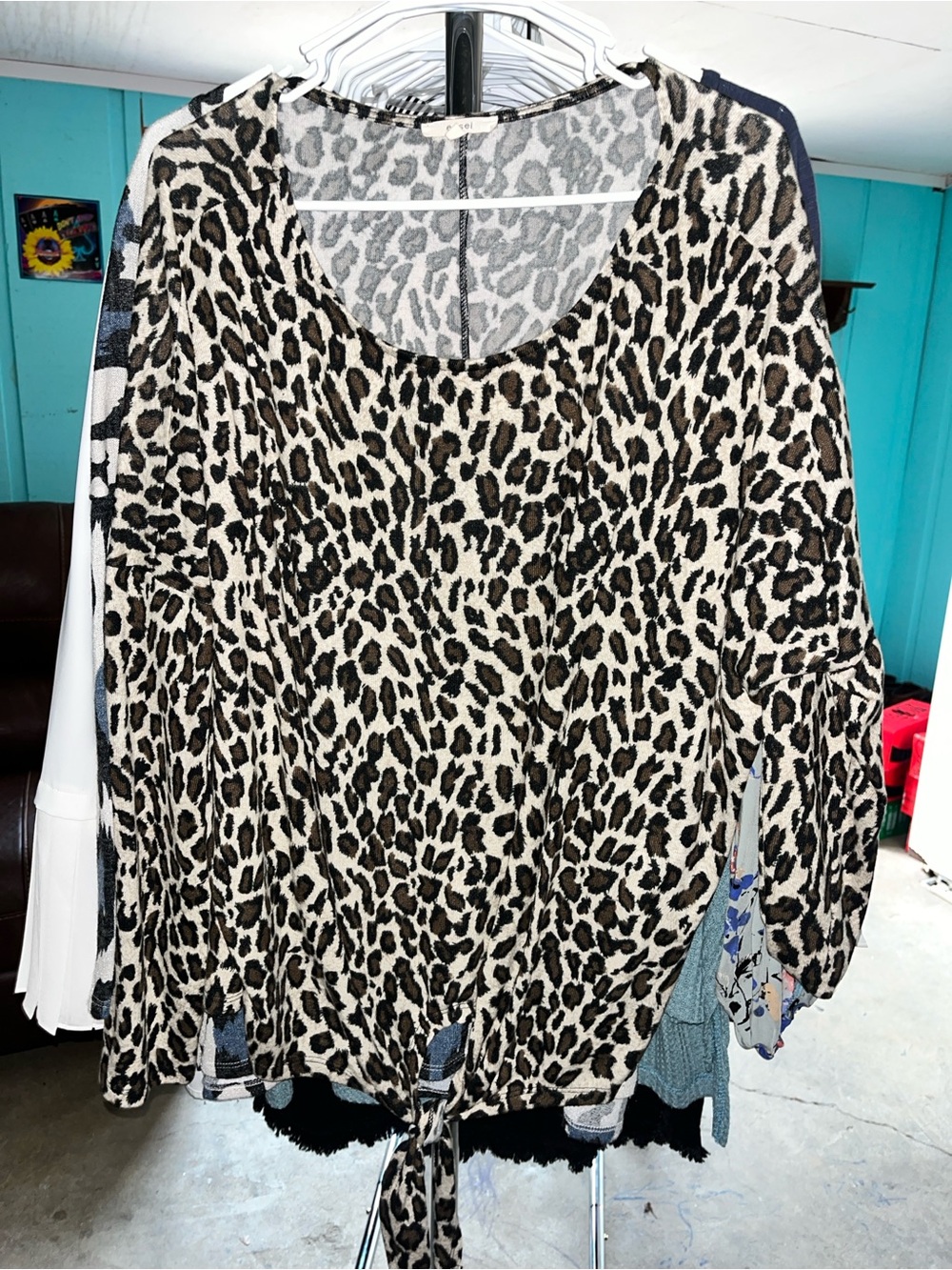 easel Leopard Print Tie-Hem Scoop Neck Top - Beige/Black